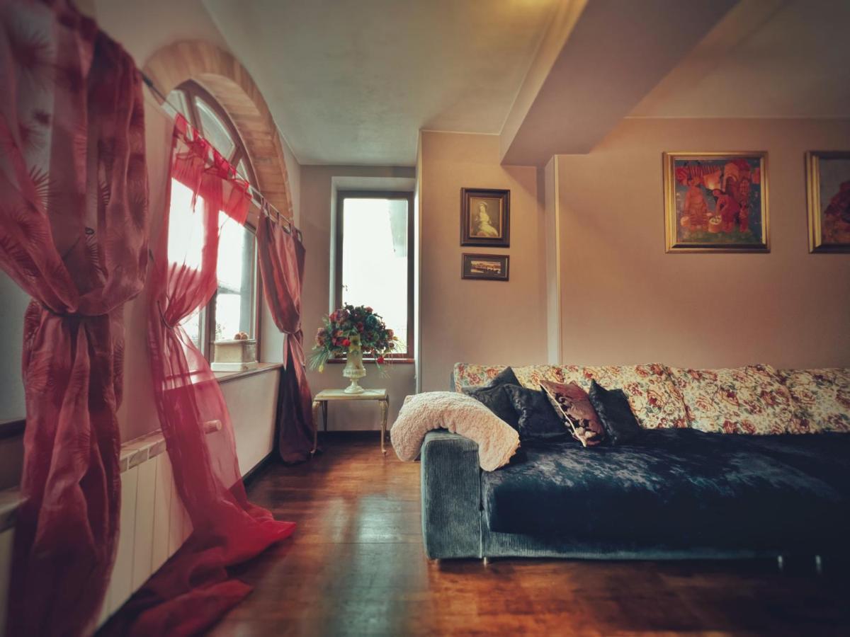 Тhe Bohemian Lodge-Entire House With Sauna Veliko Tarnovo Exteriér fotografie
